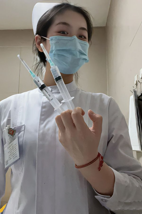开始上班了，也开始想尝试不同的🐔巴，长短私信聊一下 https://t.co/mwmwW5QIvx