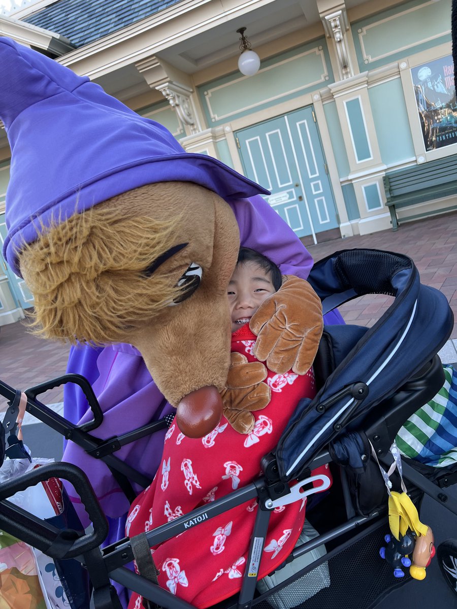 寒いからギューってしてもらった🪄🏰