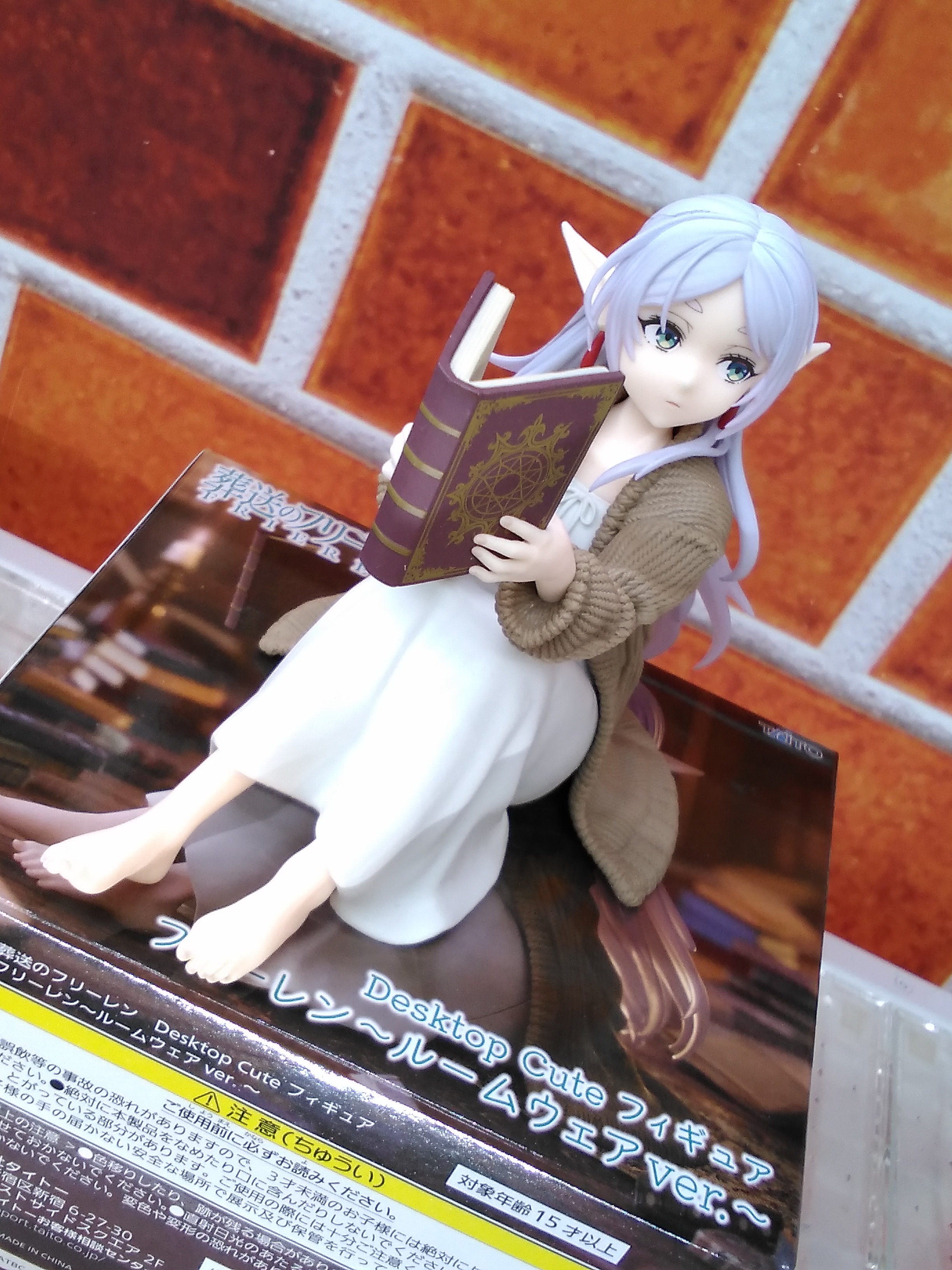 Amazon.co.jp: フリーレン Desktop Cute フィギュア フリーレン