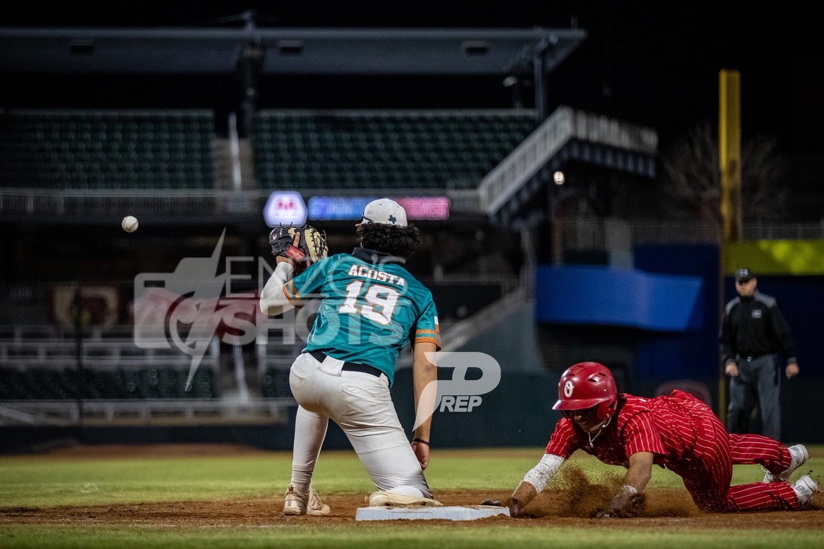 EnzoShots's tweet photo. Fred Loya Baseball Series! https://t.co/DwiNvJAQn0