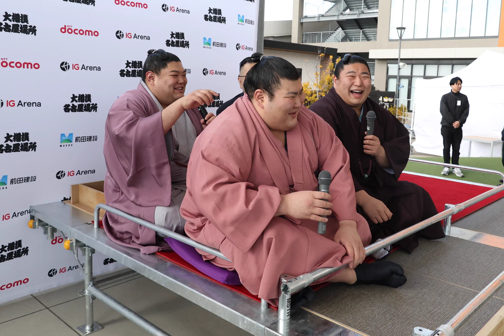 飯塚さき Saki Iizuka ב-X: これはすごい😳✨私もデカいから広い席は