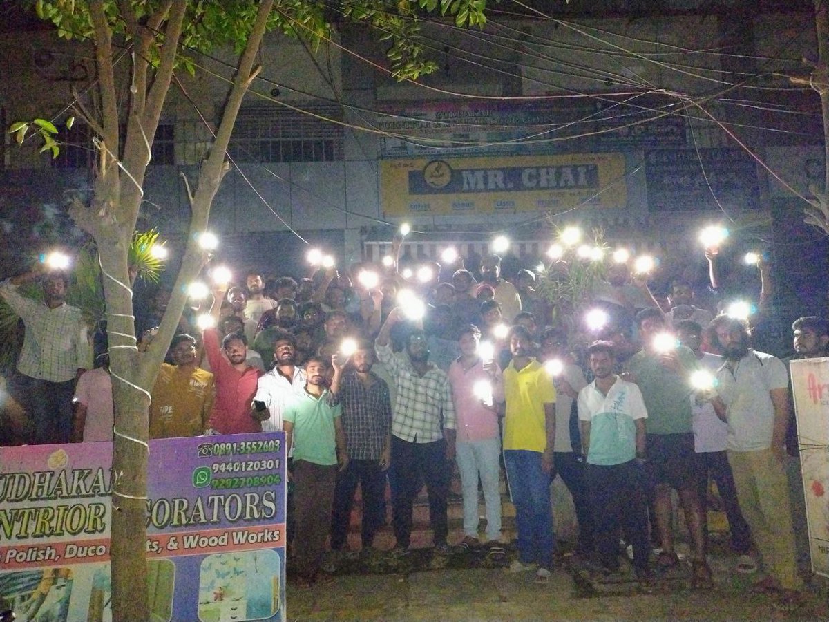 kdvp1102's tweet photo. @AyyannaPatruduC Respected sir, 
Students have been waiting for official confirmation from the government regarding the postponement of APPSC Group 2 exam. Please consider the issue and respond positively about this issue 🙏
#SaveAPGroup2Aspirants 
#APGroup2RosterMistakes https://t.co/IYaf0FZTYf