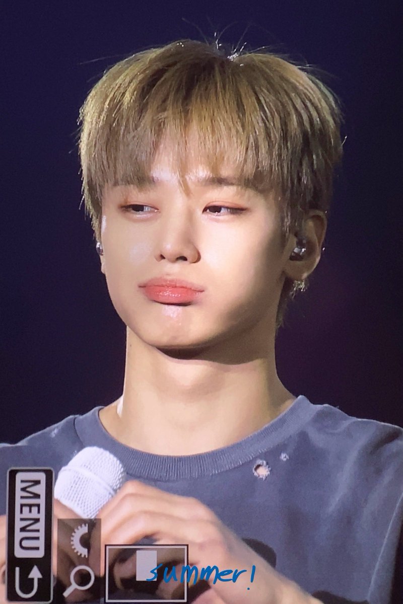 SUMMER98's tweet photo. 250222 너무 귀엽짜너🖤
#주연 #JUYEON #더보이즈 #THEBOYZ https://t.co/F2dpKFFrdY