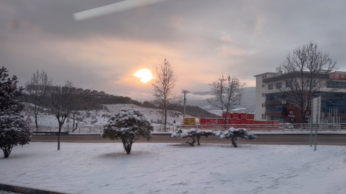 10_Cst_M's tweet photo. トルコの朝は寒いです https://t.co/O8QChC1LGp