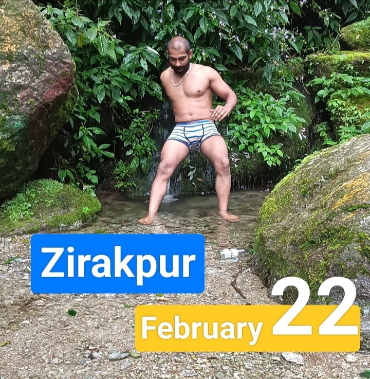 Zirakpur tonight

DM on instagram for bookings
Instagram.com/thevazielaryan