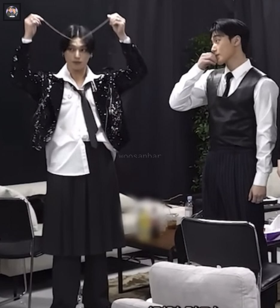 rains! ada yang mutualan engga⁉️ aku masih newbie di kapal sanwoo... kalo mau tinggalin jejak komen apa aja ya manteman (like soalnya udah ga keliatan) nanti aku follow pake ava cewe cardi ijo (jgn lupa difolbek😼🫵🏻)

*pic biar dinotis