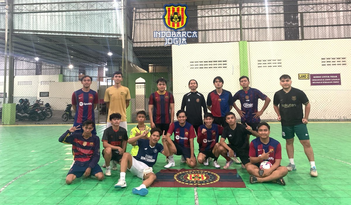 INDOBARCA_JOGJA's tweet image. Terimakasih sudah meramaikan Fun Futsal IBJ. Ketemu lagi Jum&apos;at depan.
_
#funfutsal
#indobarcajogja