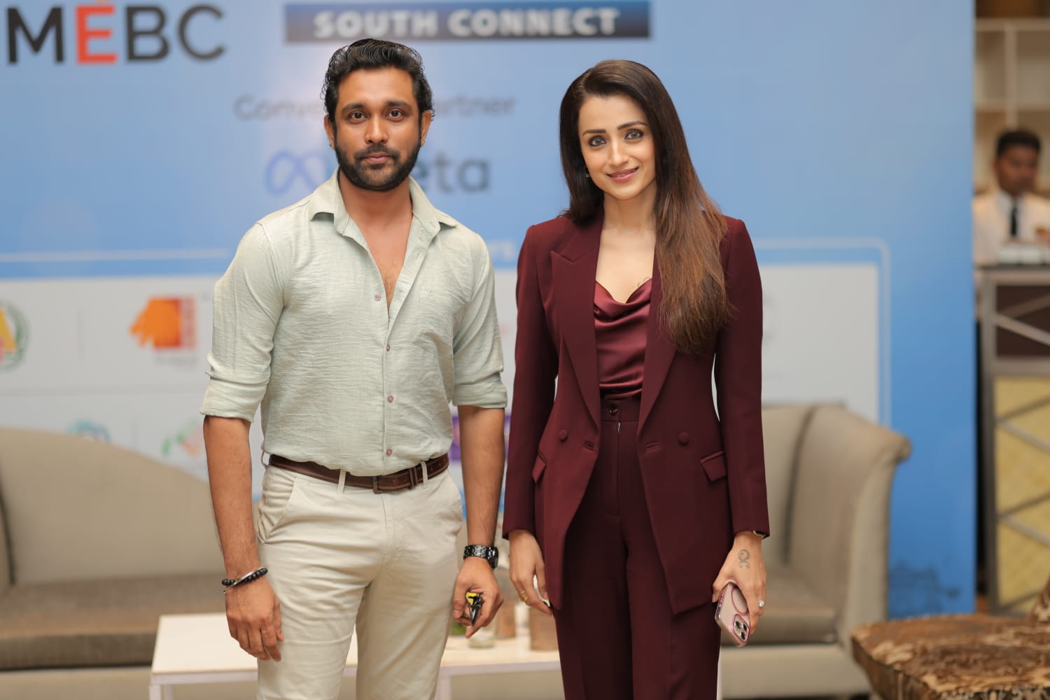 GkX6mL-XIAAGtkl?format=jpg&name=large