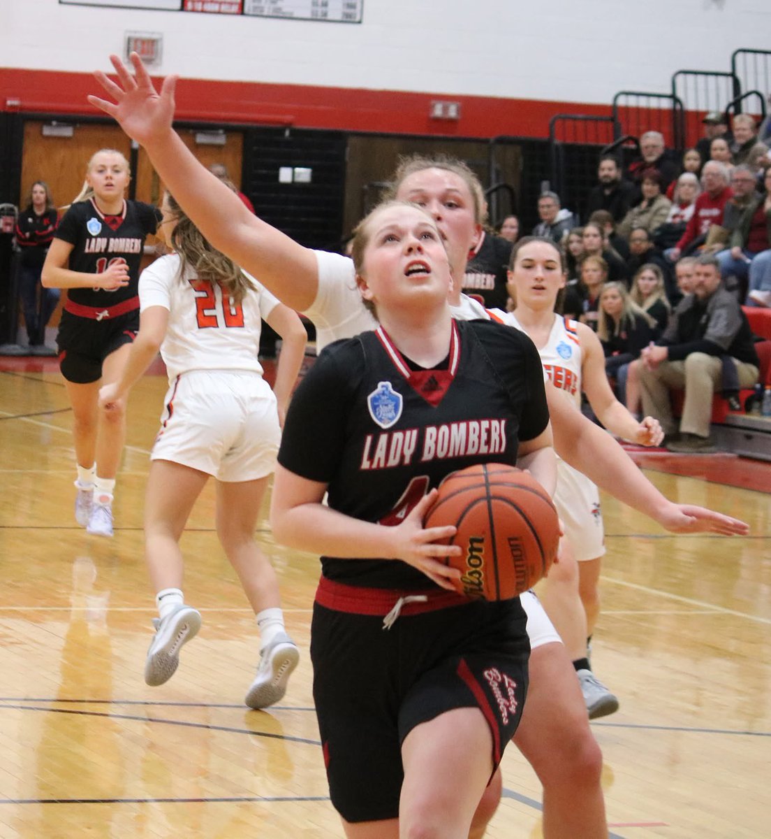 INEliteHavoc's tweet photo. Good luck Rensselaer HS at Semi-State!  🚨Folks make sure to tune in, they are Relentless on both ends of the Floor 😤😤😤 Go Get Em’ Kamri Rowland, Taylor Vanmeter, Carly Drone &amp; Brodie Radke!! 🔥🔥 🔥@RowlandKamri @MeterTaylor @carlydrone11 @coachbeckett https://t.co/1kIN2QyTen