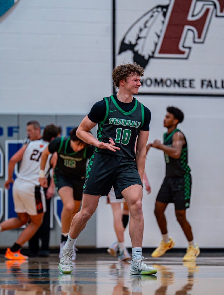 Panther Basketball (@greendalehoops) on Twitter photo Final: #Panthers 70 Pius XI 54 #wisbb
Tyler Roche 19 pts 3 reb
Devin Isaj 16 pts 7 reb 3 assists
Zavier Castillo 12 pts 3 reb
Cooper Smith 9 pts 3 reb 3 stl
Brandon Harper 5 pts
Luke Mattes 5 pts 9 reb 6 assists
Caden Meyer 4 reb 2 assists
<a href="/WisBBYearbook/">Mark Miller</a> <a href="/ColtonWilson23/">Colton Wilson</a> Final: #Panthers 70 Pius XI 54 #wisbb
Tyler Roche 19 pts 3 reb
Devin Isaj 16 pts 7 reb 3 assists
Zavier Castillo 12 pts 3 reb
Cooper Smith 9 pts 3 reb 3 stl
Brandon Harper 5 pts
Luke Mattes 5 pts 9 reb 6 assists
Caden Meyer 4 reb 2 assists
<a href="/WisBBYearbook/">Mark Miller</a> <a href="/ColtonWilson23/">Colton Wilson</a>