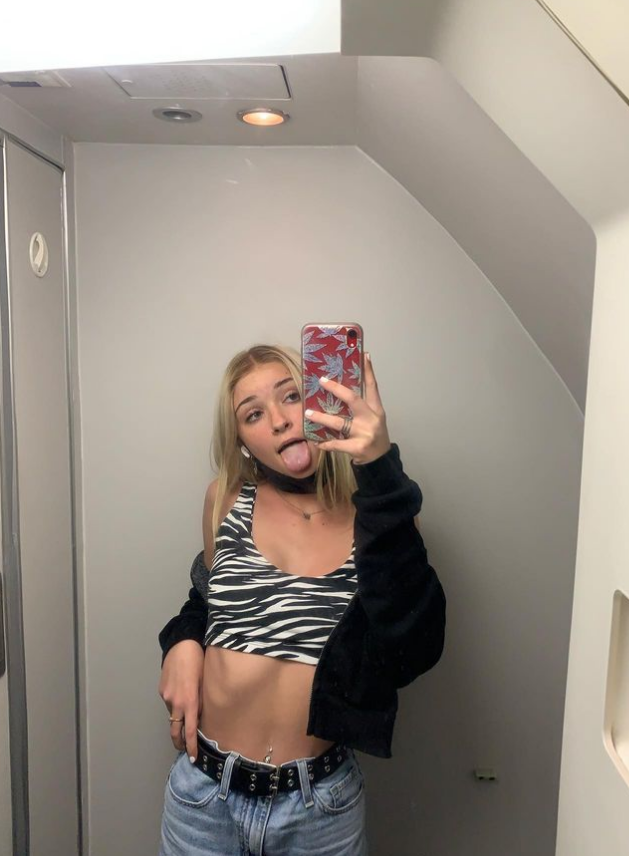 bored on the plane ✈️