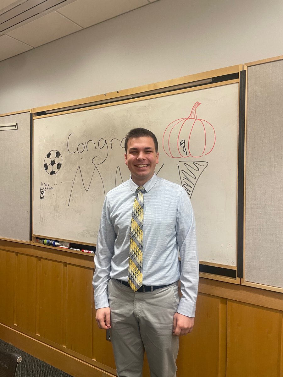 Congrats to <a href="/MaxUnger_/">Max Unger</a> on passing his gateway exam! 
<a href="/NarayanLab/">Narayan Lab @ UMich</a>