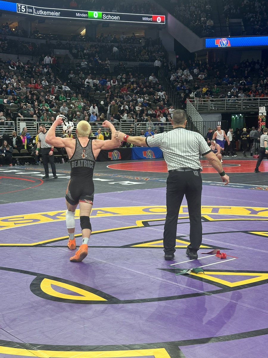 MERRICK JOHNSON wins 6-0 in his semi finals match to return to the state finals. He will wrestle tomorrow for the title!!! Good luck Merrick!!!! #orangmenwrestling