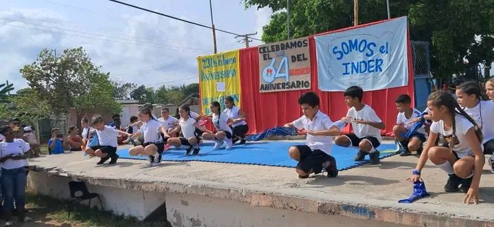 Realizan en #Moron acto por el 64 aniversario del INDER #GenteQueSuma #LatirAbileño <a href="/JHGcasanova/">julio Heriberto Gómez Casanova</a> <a href="/NexyVelizNaranj/">Nexy Veliz Naranjo</a> <a href="/yuslayvis/">AlejandraYBG</a> <a href="/yamila_padron/">Yamila Cruz Padrón</a> <a href="/ivanc73/">Ivanc73</a>