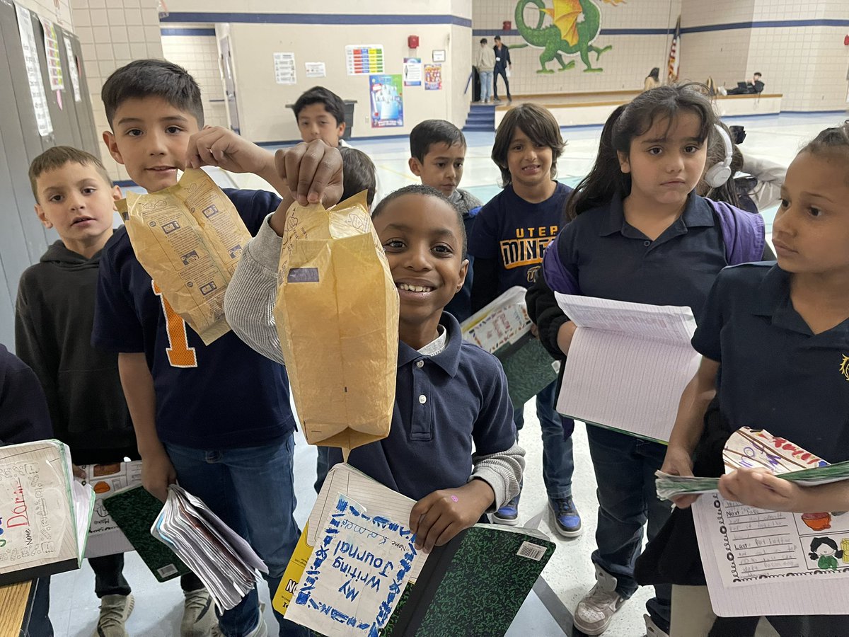 ibrimart's tweet photo. Introduced Procedural Writing on how to make popcorn! Best part was sharing and eating the popcorn. Next week they will pick their own topic for their own procedural writing! 🍿@EastwoodKnolls https://t.co/nE3ZmFxpME