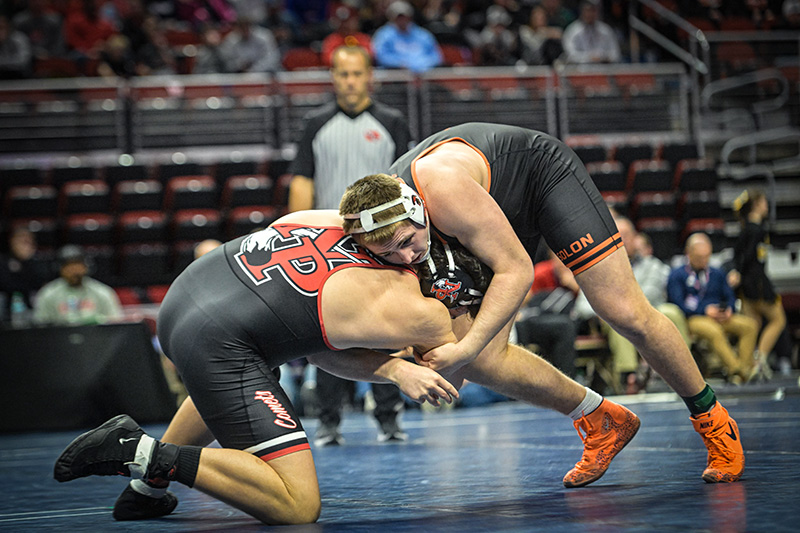 Solon Sophomore Feuerbach Storms Into State Title Match - Your Prep Sports yourprepsports.com/2025/02/21/sol…