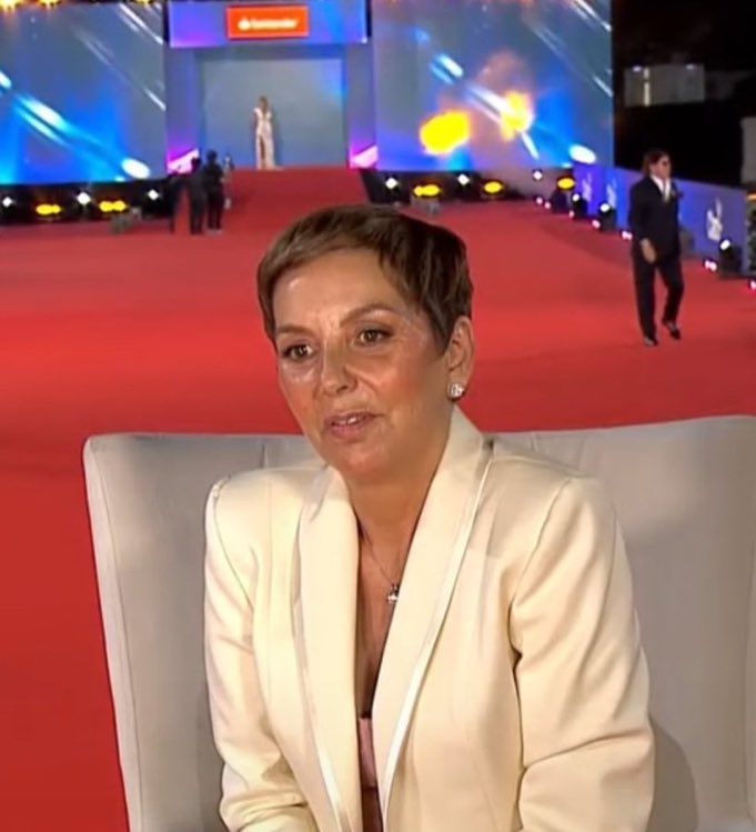 DamAnonima's tweet photo. La cara de la Fran me representa en este momento #GalaXMega https://t.co/LYlLMymnYa