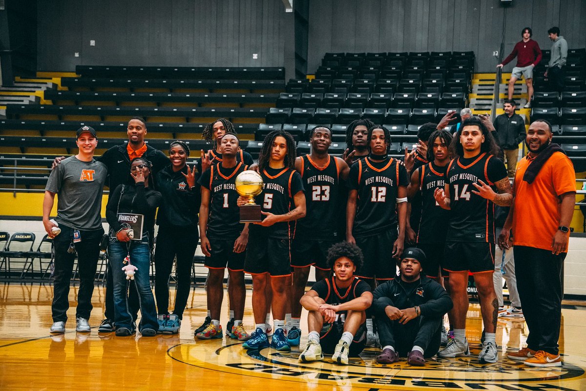 Wranglers 48 vs Belton 47 🏆                 AREA Champions! A great team win, TOGETHER! 🙌 Big thanks to our #WestSideFamily for showing up and supporting this amazing group! 🖤🧡#Teamwork