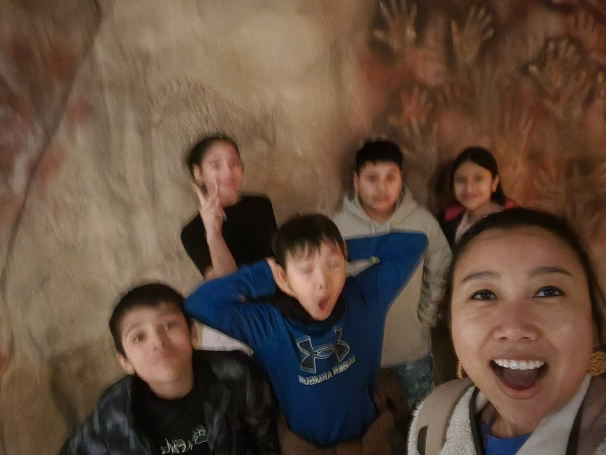 Fifth graders had a blast learning and reviewing so much science info at the Natural History Museum today! Many fun memories were made