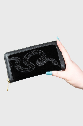I just received Hiss Me Wallet from braybray via Throne. Thank you! throne.com/snek #Wishlist #Throne