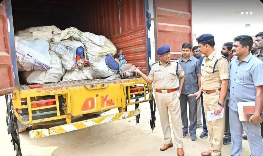 Prakash Reddy YSRCP (@prakash4jaganys) on Twitter photo 1 crore worth drugs destined to Pune from Andhra Pradesh busted by Telangana Police . Is state of Andhra Pradesh led <a href="/ncbn/">N Chandrababu Naidu</a> <a href="/PawanKalyan/">Pawan Kalyan</a> <a href="/naralokesh/">Lokesh Nara</a> <a href="/AndhraPradeshCM/">CMO Andhra Pradesh</a> <a href="/BJP4Andhra/">BJP ANDHRA PRADESH</a> safe heaven for drug peddlers .
500 kilometres travel on broad daylight is something 1 crore worth drugs destined to Pune from Andhra Pradesh busted by Telangana Police . Is state of Andhra Pradesh led <a href="/ncbn/">N Chandrababu Naidu</a> <a href="/PawanKalyan/">Pawan Kalyan</a> <a href="/naralokesh/">Lokesh Nara</a> <a href="/AndhraPradeshCM/">CMO Andhra Pradesh</a> <a href="/BJP4Andhra/">BJP ANDHRA PRADESH</a> safe heaven for drug peddlers .
500 kilometres travel on broad daylight is something