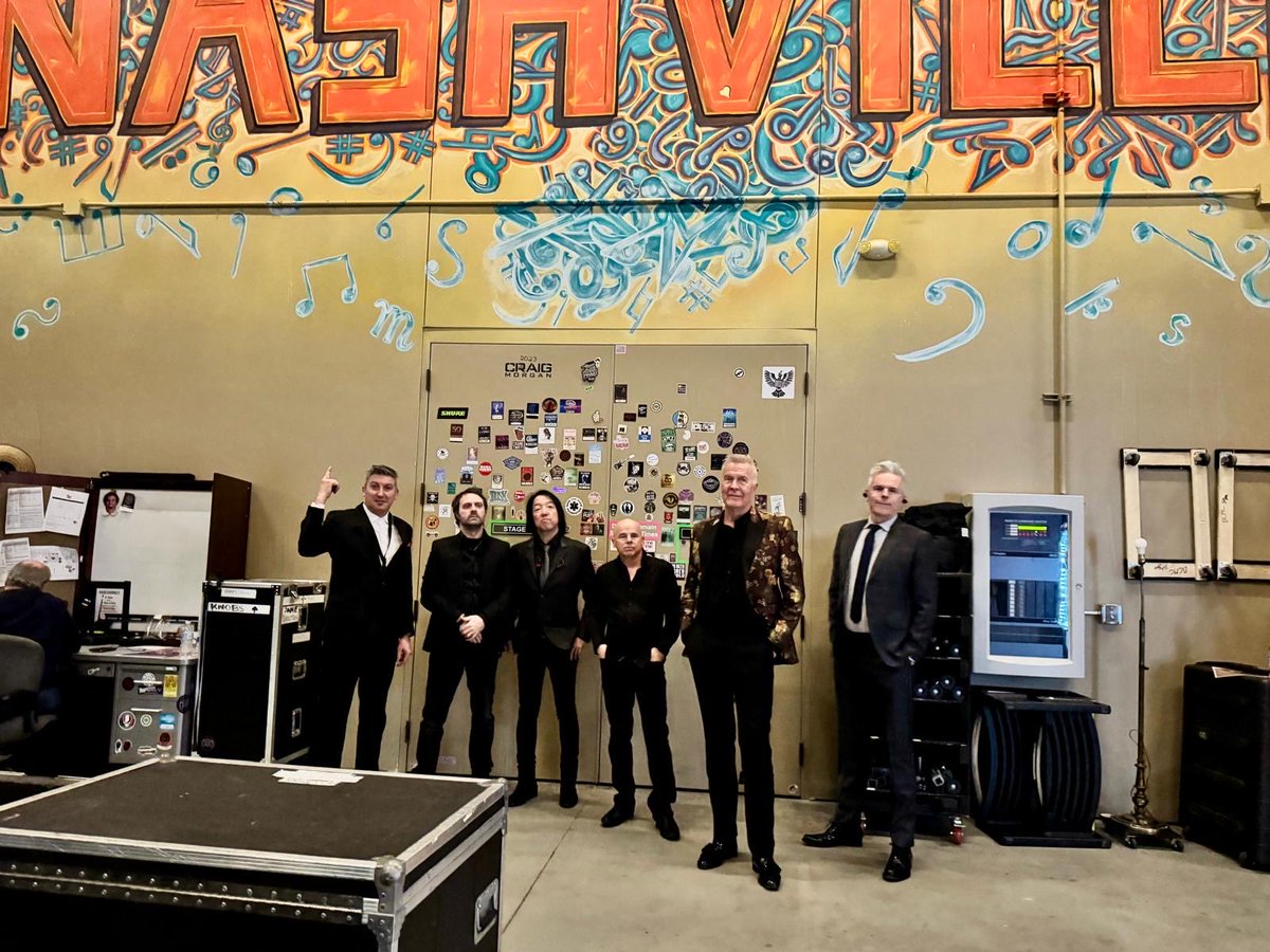 Martin Fry (@abcfry) on Twitter photo Pre show stage door and ready to rock <a href="/BCMusicCenter/">Brown County Music Center</a> #indianna #nashville #brownscounty Pre show stage door and ready to rock <a href="/BCMusicCenter/">Brown County Music Center</a> #indianna #nashville #brownscounty