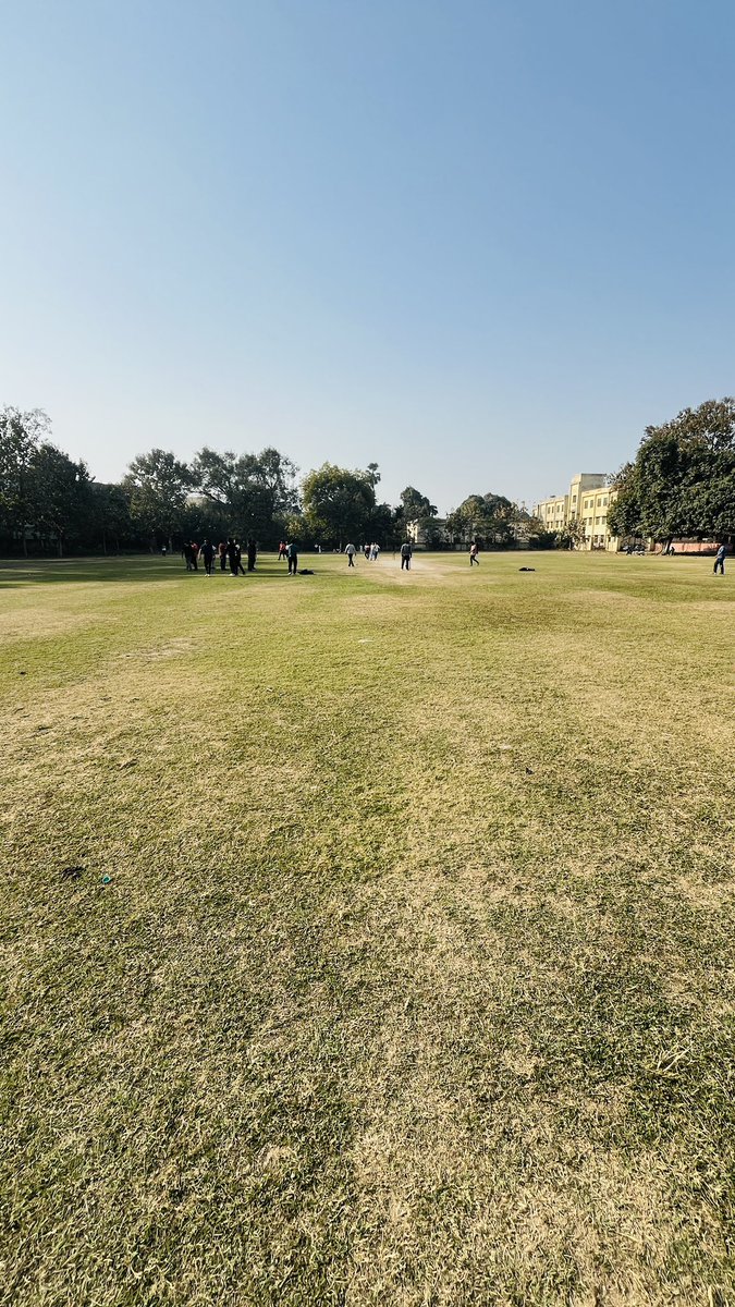 harshitgupta16_'s tweet photo. Preparations for Chartered Accountants Premiere League, organised by Gorakhpur Chartered Accountants Association.
#CAPL
#icai 
🏏🏏🏏 https://t.co/hvwJqKywGA