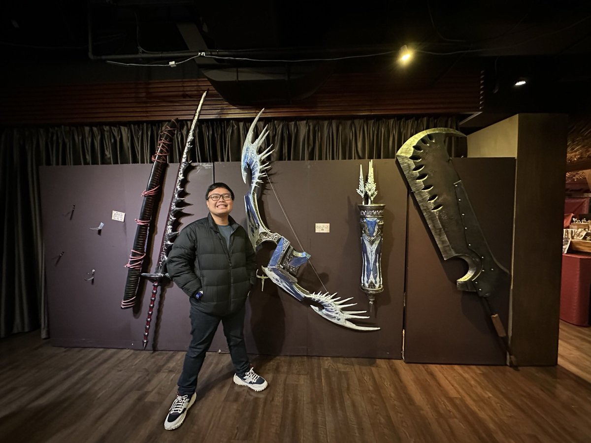 ezash's tweet image. Allow me to reintroduce myself here on Twitter, in case you’re new to this profile and want to know more about me lol
• Hey, I’m Eza! I graduated with a psychology degree and currently work as a regular tech startup guy. After work and on weekends, I spend my time gaming mostly…