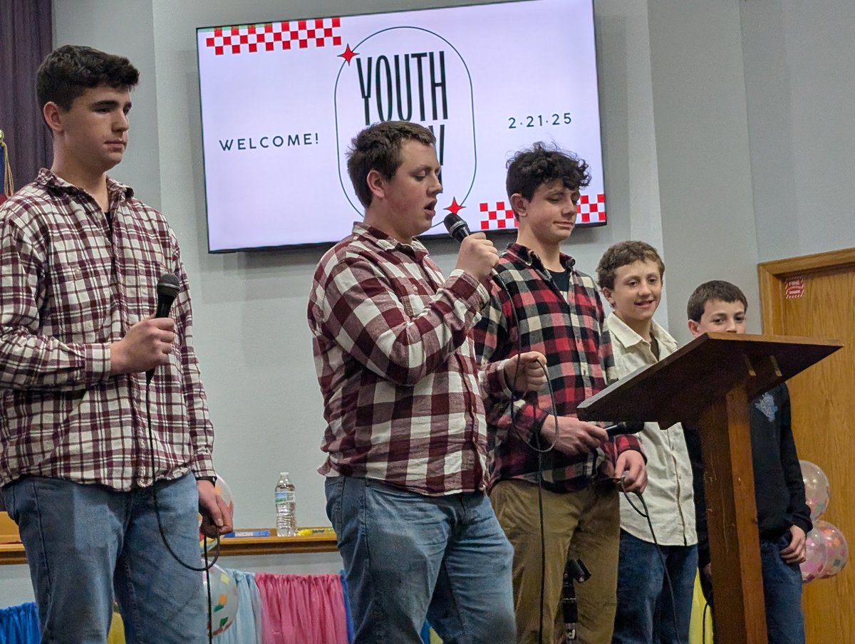 parksutton's tweet photo. Great to have our former Youth Pastor Jordan Hershberger preach for our Youth Rally tonight and to see our young men participate. #Awesone #Nevergetsold #Greatestjobintheworld https://t.co/tdV0rCySdg