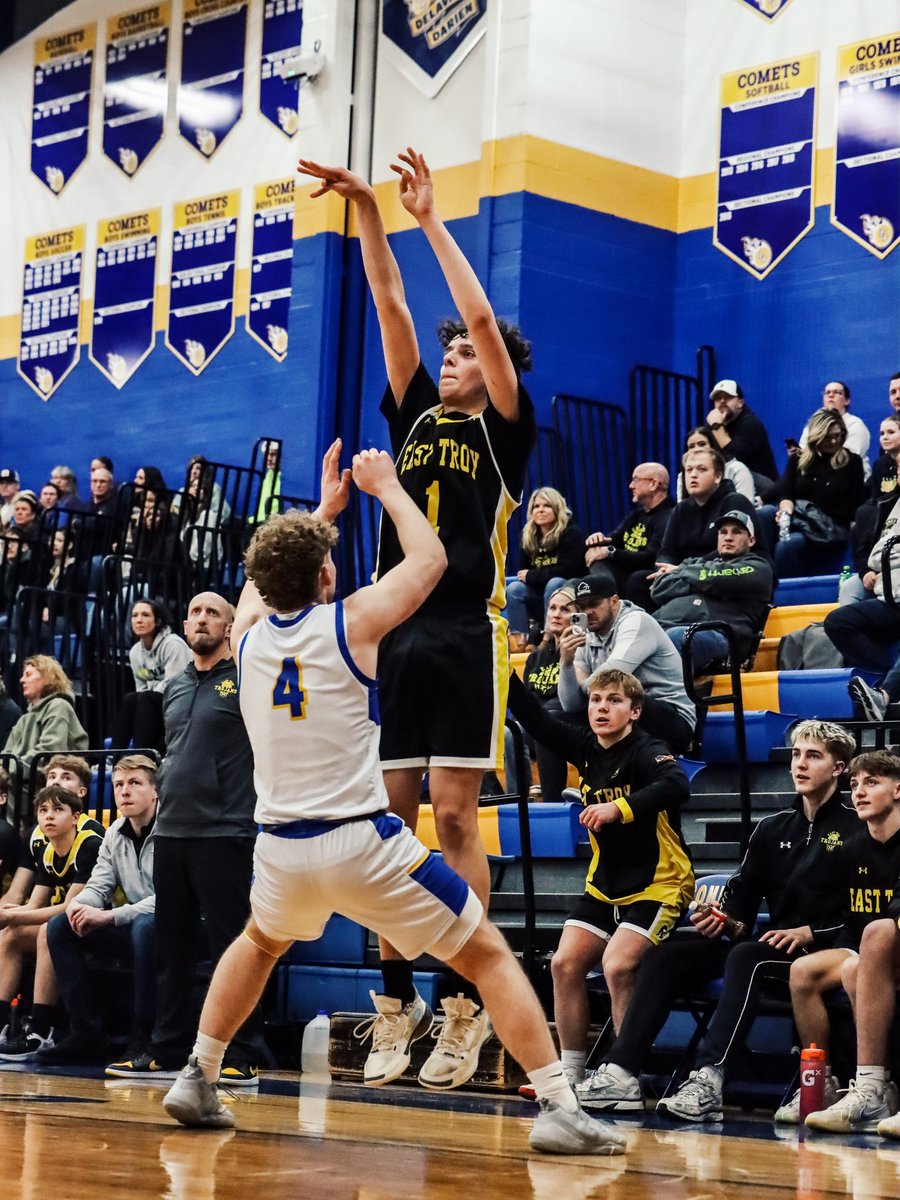 East Troy Trojans Boys Basketball (@easttroybb) on Twitter photo Great team effort tonight in a 72-55 win at Delavan! Boys were connected tonight and brought the energy!!
<a href="/815_cam/">Cameron polvi</a> led the scoring with 25
<a href="/LingfordSeth/">Seth Lingford</a> - 14
<a href="/ScurekSebastian/">Sebastian Scurek</a> - 8
<a href="/braydenp1221/">Brayden Phillips</a> - 7
Last regular season game Monday at Whitewater. Let’s finish strong! Great team effort tonight in a 72-55 win at Delavan! Boys were connected tonight and brought the energy!!
<a href="/815_cam/">Cameron polvi</a> led the scoring with 25
<a href="/LingfordSeth/">Seth Lingford</a> - 14
<a href="/ScurekSebastian/">Sebastian Scurek</a> - 8
<a href="/braydenp1221/">Brayden Phillips</a> - 7
Last regular season game Monday at Whitewater. Let’s finish strong!