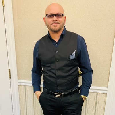 RealtorEddie_fl's tweet photo. #NewProfilePic https://t.co/tLdx3rHdtR