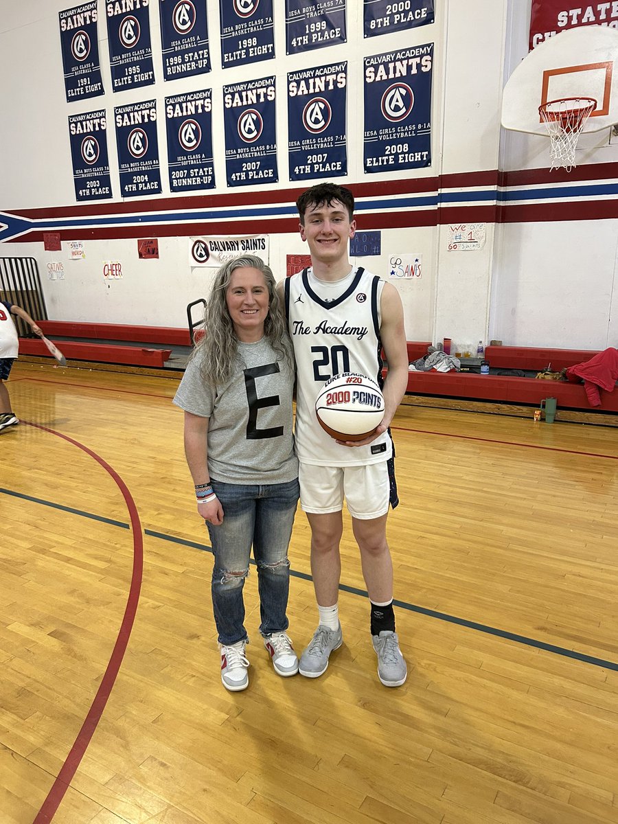 CA_SaintsSports's tweet image. Congratulations to junior Luke Blackford on hitting 2000 points. 
@ILLHoopsScoops @Sports4Illinois @HardwoodPrepsIL @NestoHoops @PrepHoopsIL @ILHoopProspects @SJRsports @chilandprephoop @Channel1450com @RL_HoopsIL @Marques217Hoops
