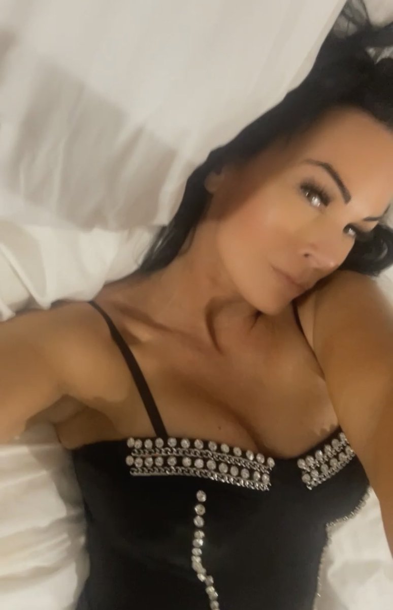 All dressed up but decided to stay in tonight 💋 P.S. BRAND NEW tour dates for April! Come see me <a href="/SherisBrothel/">Sheri's Ranch</a>  April 8-22!  Call the Ranch directly to reserve your spot! Can't wait to see you 💋