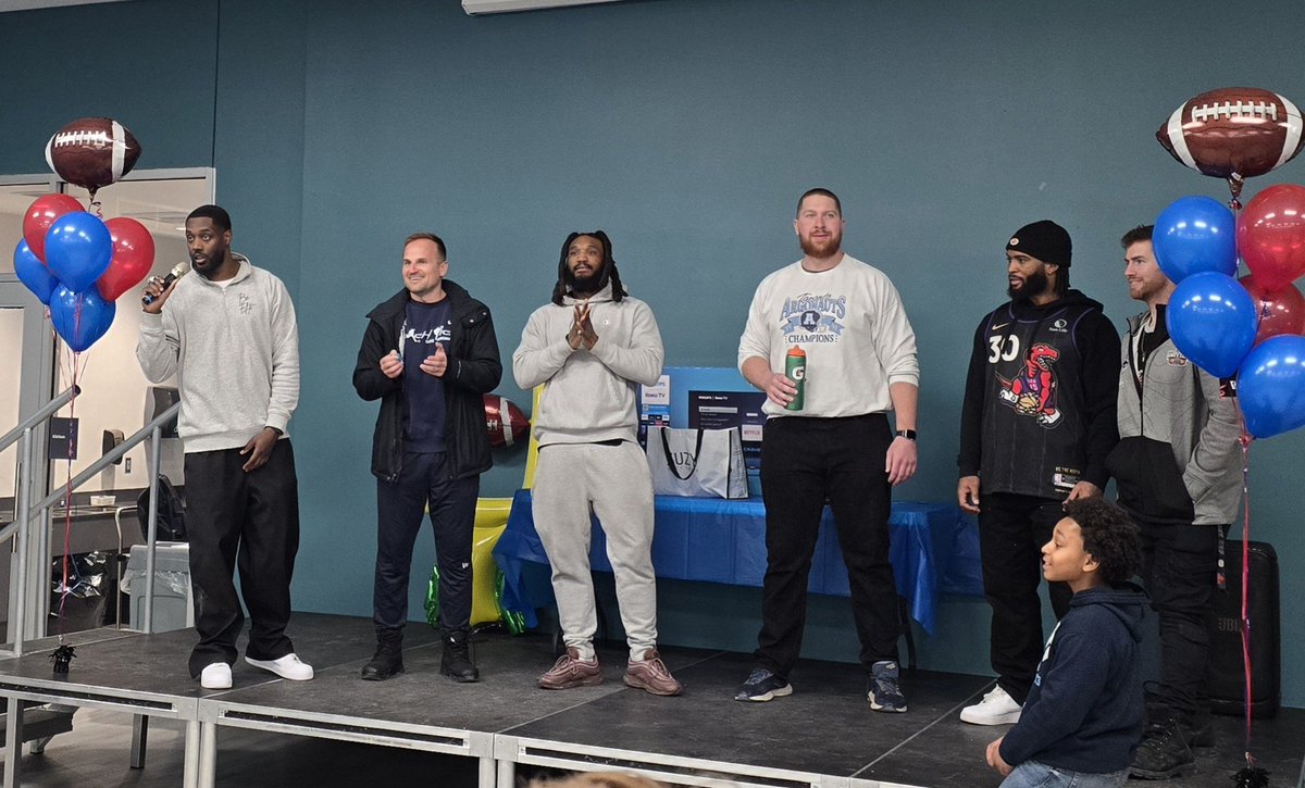 A great night with our Grey Cup Champs in support of <a href="/SincerelyTDF/">DaVaris Daniels</a>'s youth football initiative! Thanks <a href="/arbuckle_QB9/">Nick Arbuckle</a> <a href="/FolarinTheGreat/">Folarin Orimolade</a> <a href="/Lirim_70/">Lirim Hajrullahu</a> <a href="/iAMPrinceMauger/">Quincy Mauger</a> Wynton McManis, Jonathan Jones, <a href="/RobSSmith_/">Robbie</a> <a href="/TommyNield10/">Tommy Nield</a> <a href="/Tunde_Adeleke/">Tunde Adeleke</a>, <a href="/DylanGiffen/">Dylan Giffen</a>, <a href="/HenocMuamba/">Henoc Muamba</a>