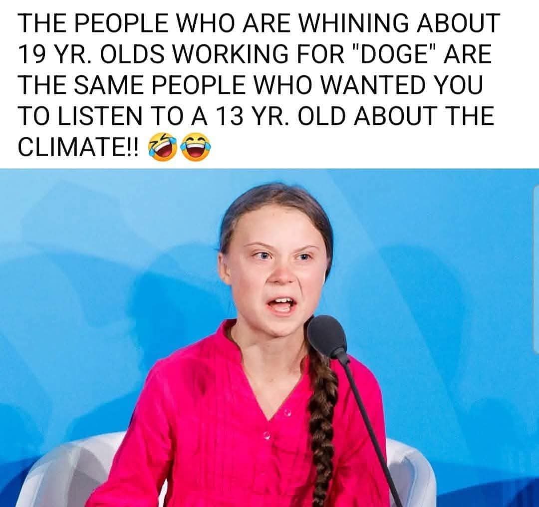 fl_trump2020's tweet photo. @SenWarren 🤣🤣🤣🤣 zero credibility about any opinion having to do with anything https://t.co/E1XJnAUtyJ