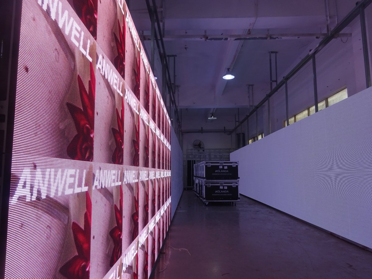 IndustryAnwell's tweet image. Able to provide customized LED display products and door to door delivery service for Saudi Arabia customers.

#ledscreenrental #rentalledscreen #rentalleddisplay #eventplanner #ledsolutions #audiovisual #eventsdesign #concertvisuals #concertproduction