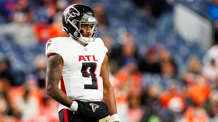 avy3n's tweet photo. I asked ChatGPT to predict the 2025 Falcons season

(THREAD) https://t.co/92XoOIsQCo