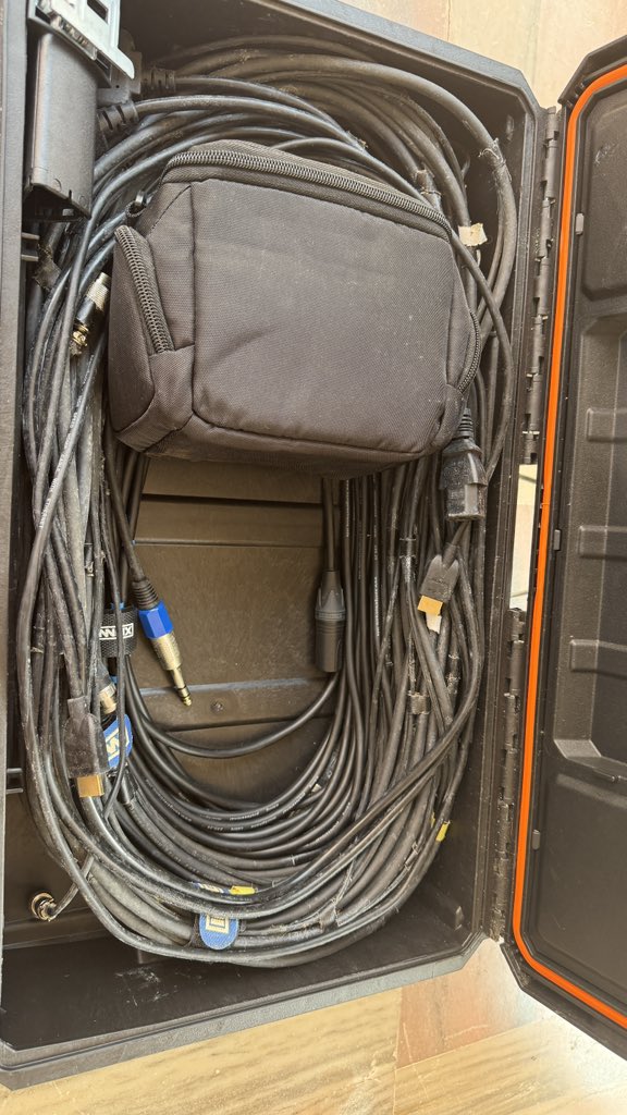 antriksh_s's tweet image. Well known AV #Lord @Ministraitor rigs are ready for @nullcon Goa 2025 …. If you are at Nullcon and enjoy watching the videos post event , go say thank you 🙏 to Cooper for his time n effort to make this happen, for soooo many year across the world ….