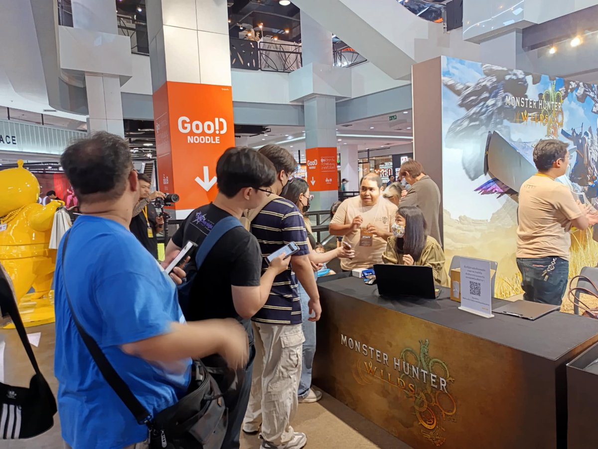 Online Station tweet media