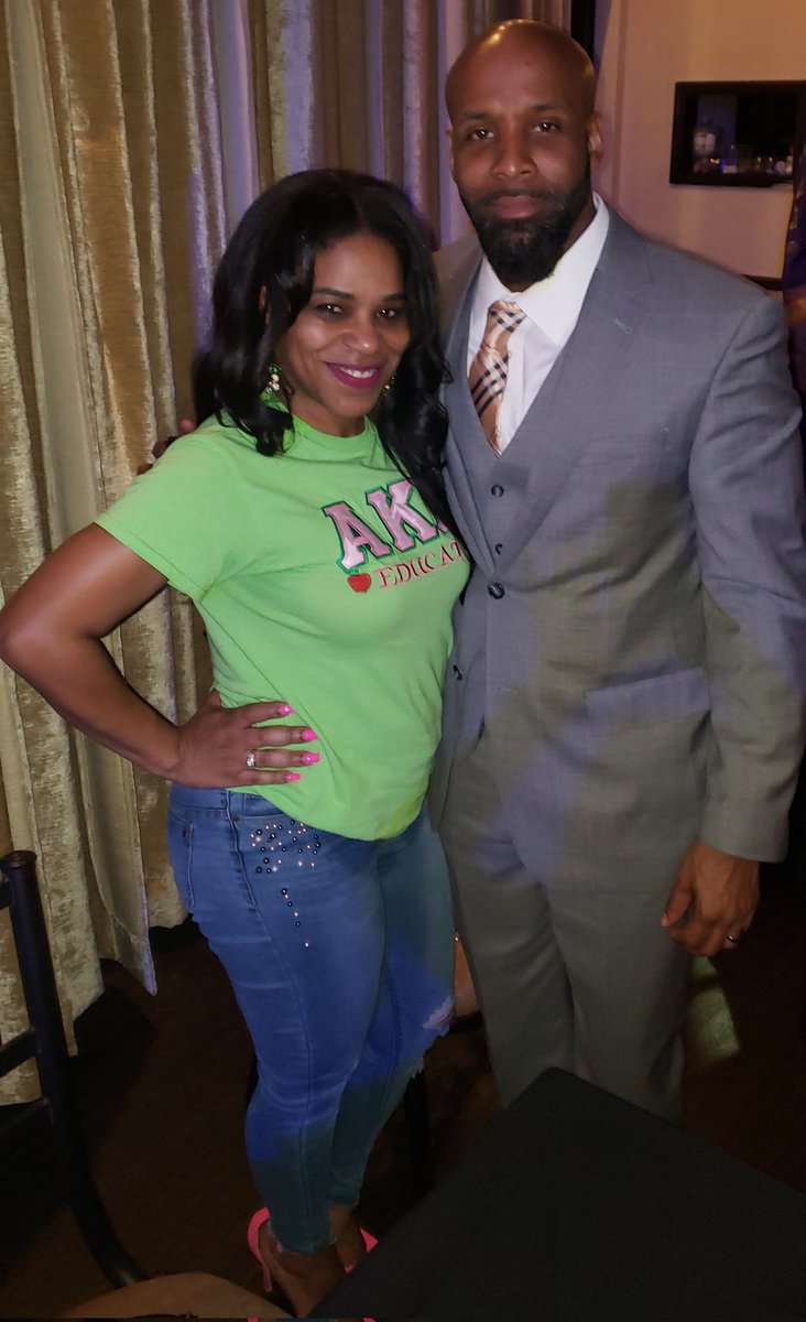 It was a great pleasure to run into Area Superintendent Rahsan Smith a few Fridays ago. He asked me how did I like working for KISD? I began to tell him about all of my wonderful experiences as a parent &amp; staff. He said, "I can talk about this all day!" and I said, "Me too!!" 😁