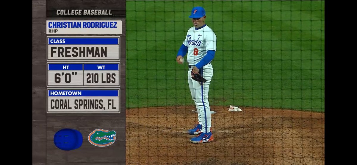 Jarod1118's tweet image. We’ve waited a long time for this moment!  So proud of you @thecrod10 Keep working hard and we can’t wait to see what the future holds!  💪🏻👊🏻@Raro216 @19bettyrod @_jrod1099_ @crodri1114 @13ARod_ @AngelRod2026 #gatorsbaseball #ProudUncle #HouseDivided 🐊⚾️⚔️ 💙🧡🤍/🩵🤍🖤💛