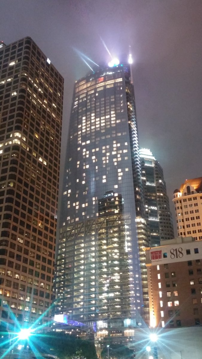 WilshirGrandCtr's tweet photo. Happy 8th Birthday to me!!! ๐๐๏ธ
https://t.co/TKrGvXsM8H
#DTLA #SpirePride #FigRow https://t.co/V4gco0O4Hy
