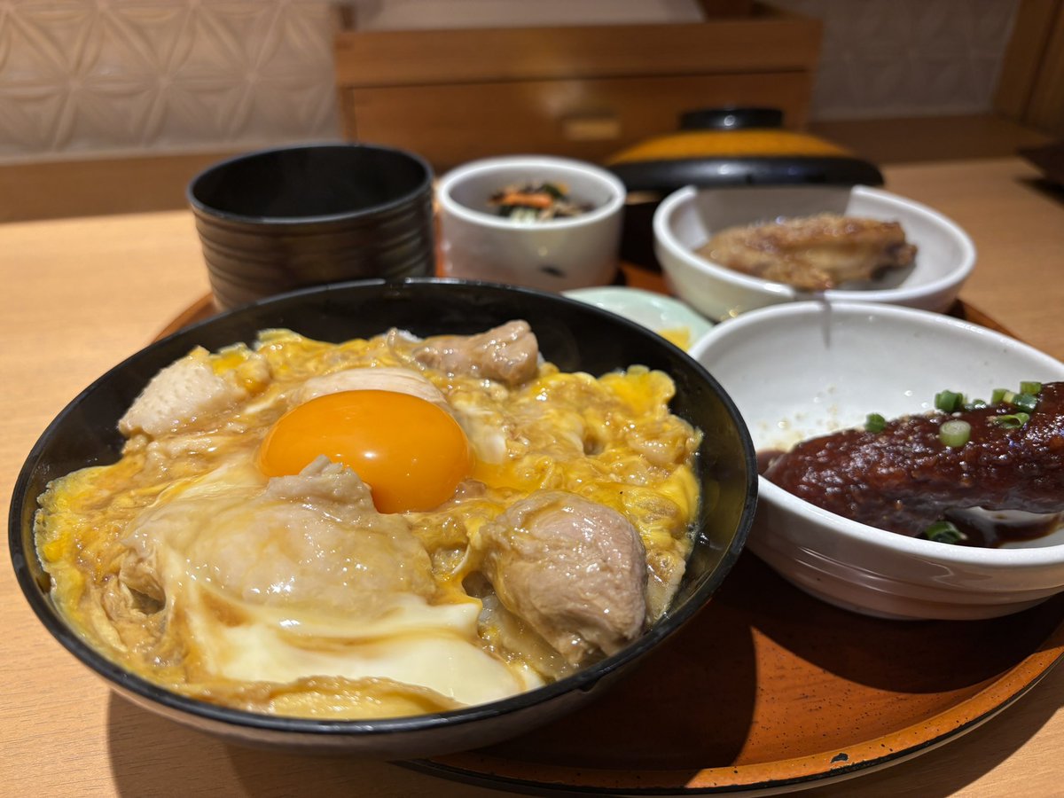 tanakahisateru's tweet image. これが名古屋コーチンだ #phpcon_nagoya