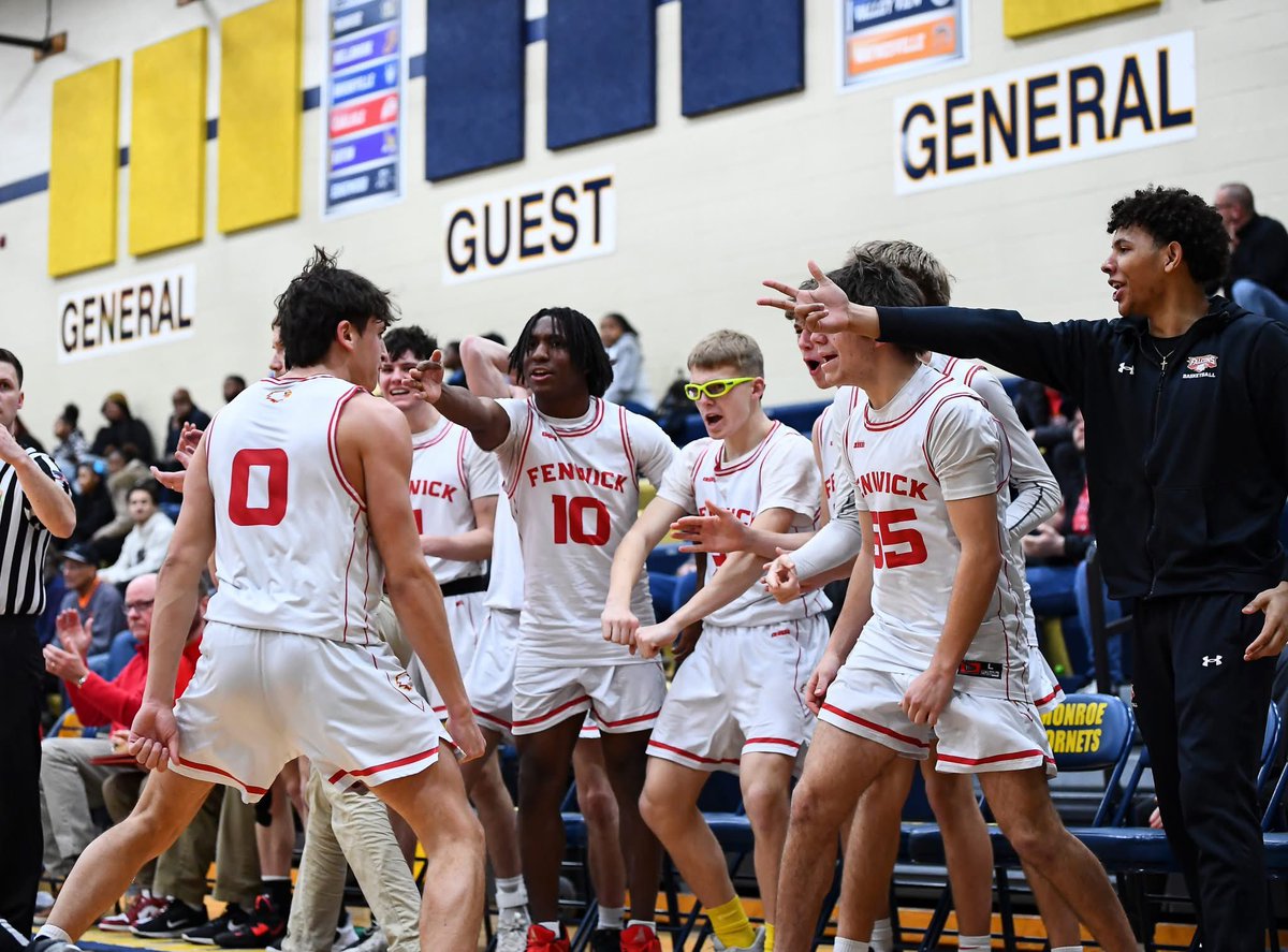 🏀 Fenwick picks up a tourney victory over Shroder on Friday night | Check out a Kyle Hendrix photo gallery for FREE! … Because everyone likes things for free, right?! <a href="/AndyMac_ND/">Andy McCarthy</a> <a href="/fenwicksports/">Bishop Fenwick Athletics</a> 

📸 ▶️ facebook.com/share/p/168Gqv…