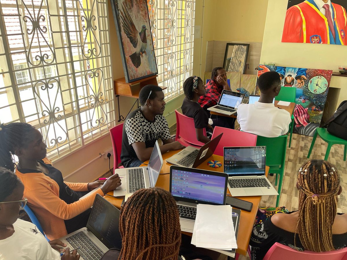 DataScienceUCU's tweet photo. Did you join us yesterday? We had a fruitful session in the principles of database management. Special gratitude to Mr @MugangaCharles5 and we can't wait for phase two soon 😊
See you next time, same place. 💯 https://t.co/UhtvFJF3Pt