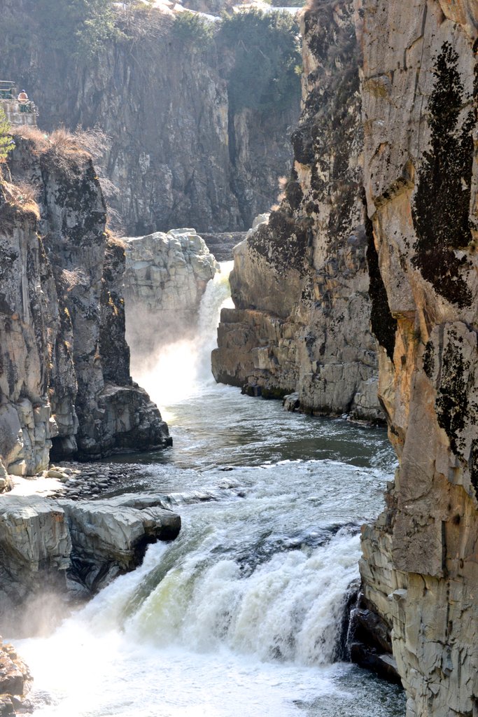 WajahatIqbal2's tweet image. Waterfall (Kokernag - Kashmir)