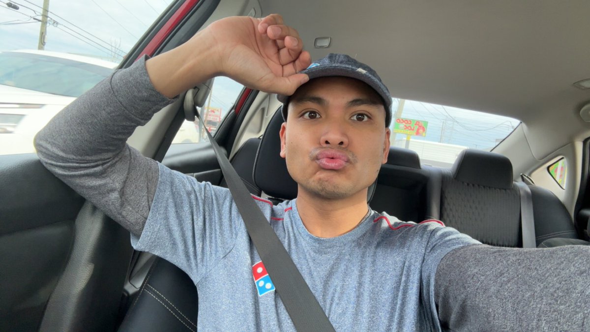 scorpiolovessex's tweet image. Teacher by day and pizza delivery by night #alwayshustling