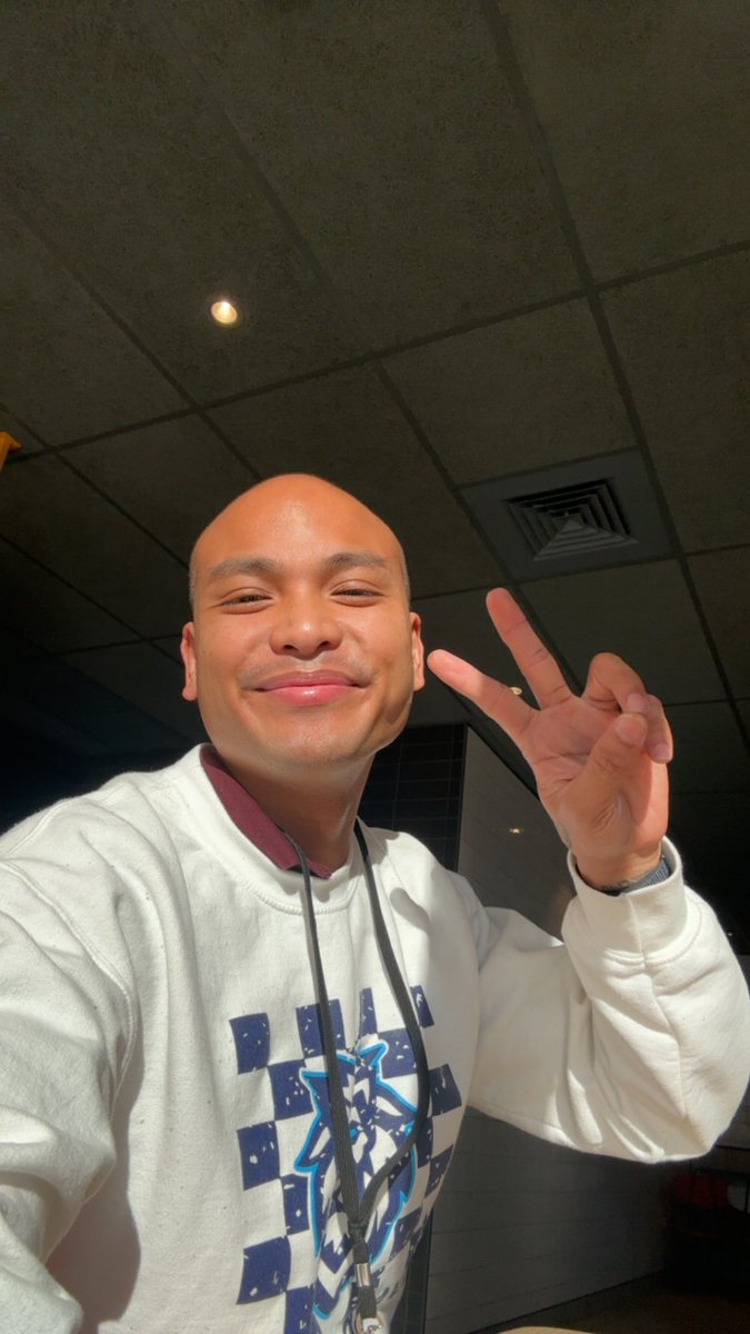 scorpiolovessex's tweet image. Teacher by day and pizza delivery by night #alwayshustling