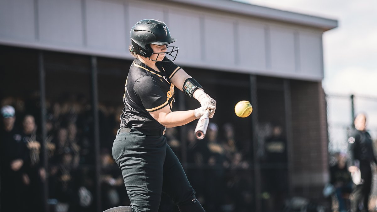 RECAP: The Yellowjackets opened the season by splitting a non-conference doubleheader at the dome in Dundas, Minn. Friday.

Read: bit.ly/4bdcxcE

#WeAreSuperior