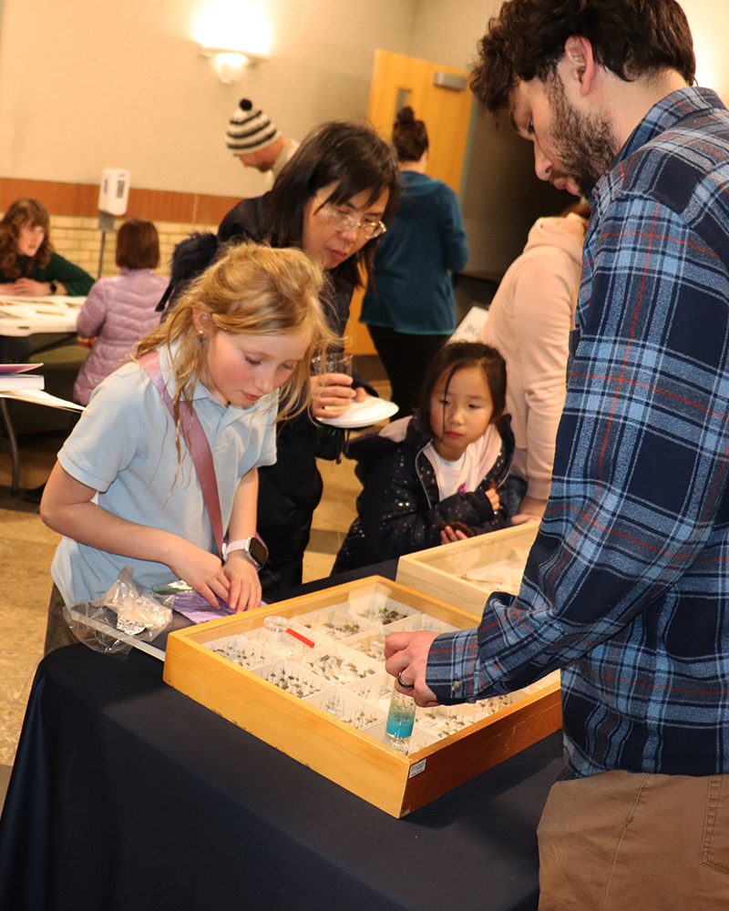 Utah State Science (@ustatescience) on Twitter photo We had a TITANOSAUR-sized good time at Science Unwrapped at USU Feb 21 with USU paleontologist Josh Lively of <a href="/USUEastern/">Utah State University Eastern</a> 's Prehistoric Museum. A dino-sized "THANK YOU" to Dr. Lively for traveling from Price, Utah to talk with us, and to all of our amazing volunteers!) 🦖 We had a TITANOSAUR-sized good time at Science Unwrapped at USU Feb 21 with USU paleontologist Josh Lively of <a href="/USUEastern/">Utah State University Eastern</a> 's Prehistoric Museum. A dino-sized "THANK YOU" to Dr. Lively for traveling from Price, Utah to talk with us, and to all of our amazing volunteers!) 🦖